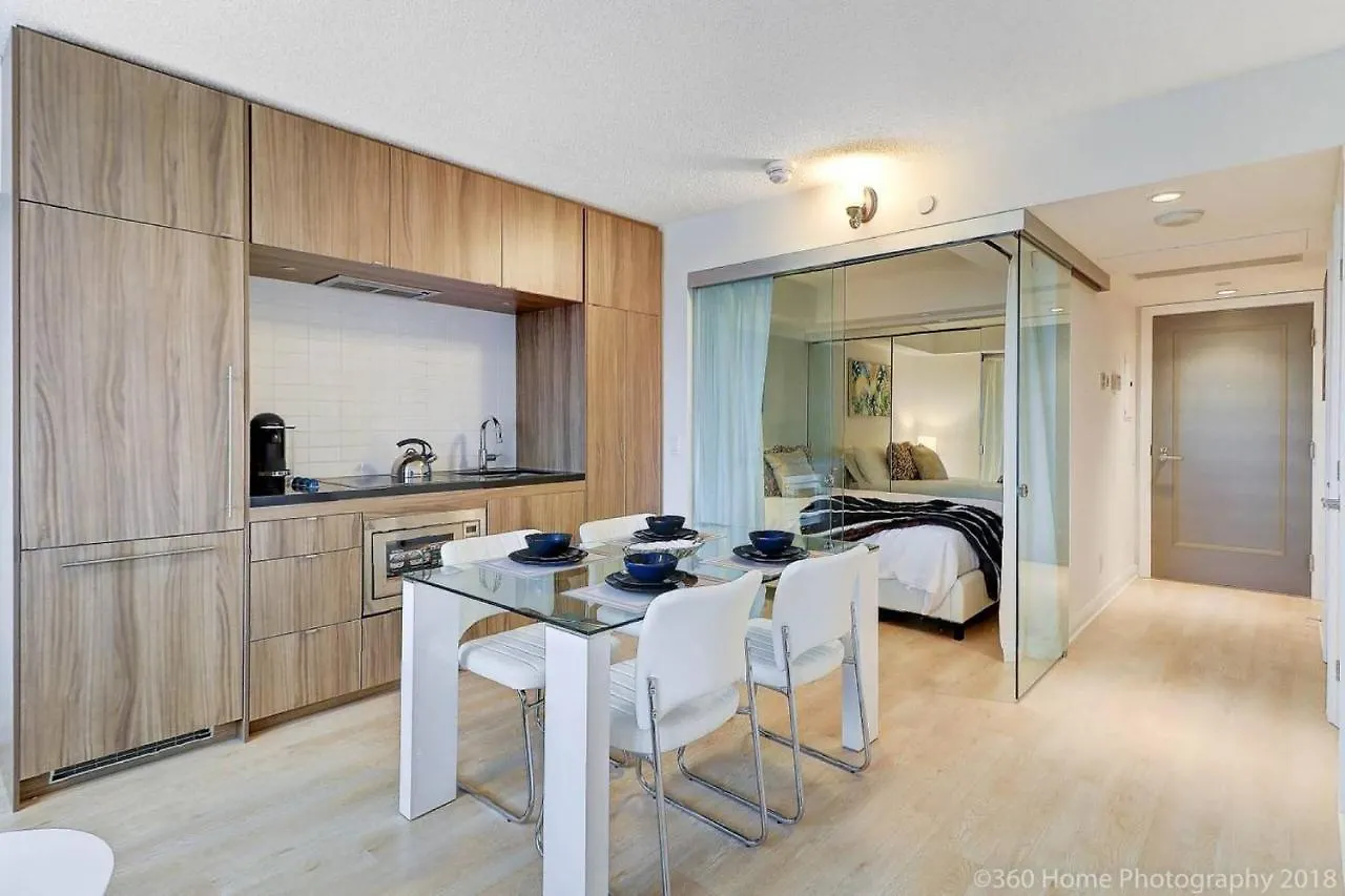 Presidential Yorkville Suite By Instant Suites Toronto